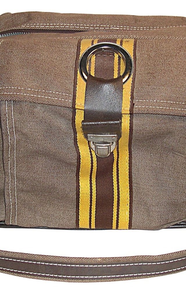 Crossbody — Cappuccino
